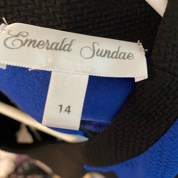 Dress - Picture 3 of 3